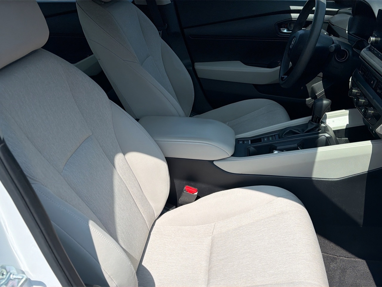 2024 Honda Accord LX - Photo 23