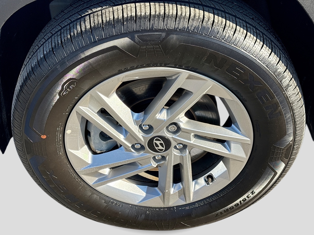 2025 Hyundai Tucson SE - Photo 10