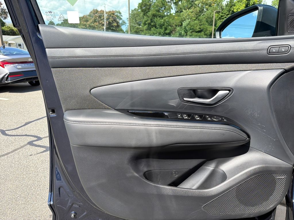 2025 Hyundai Elantra Blue - Photo 10