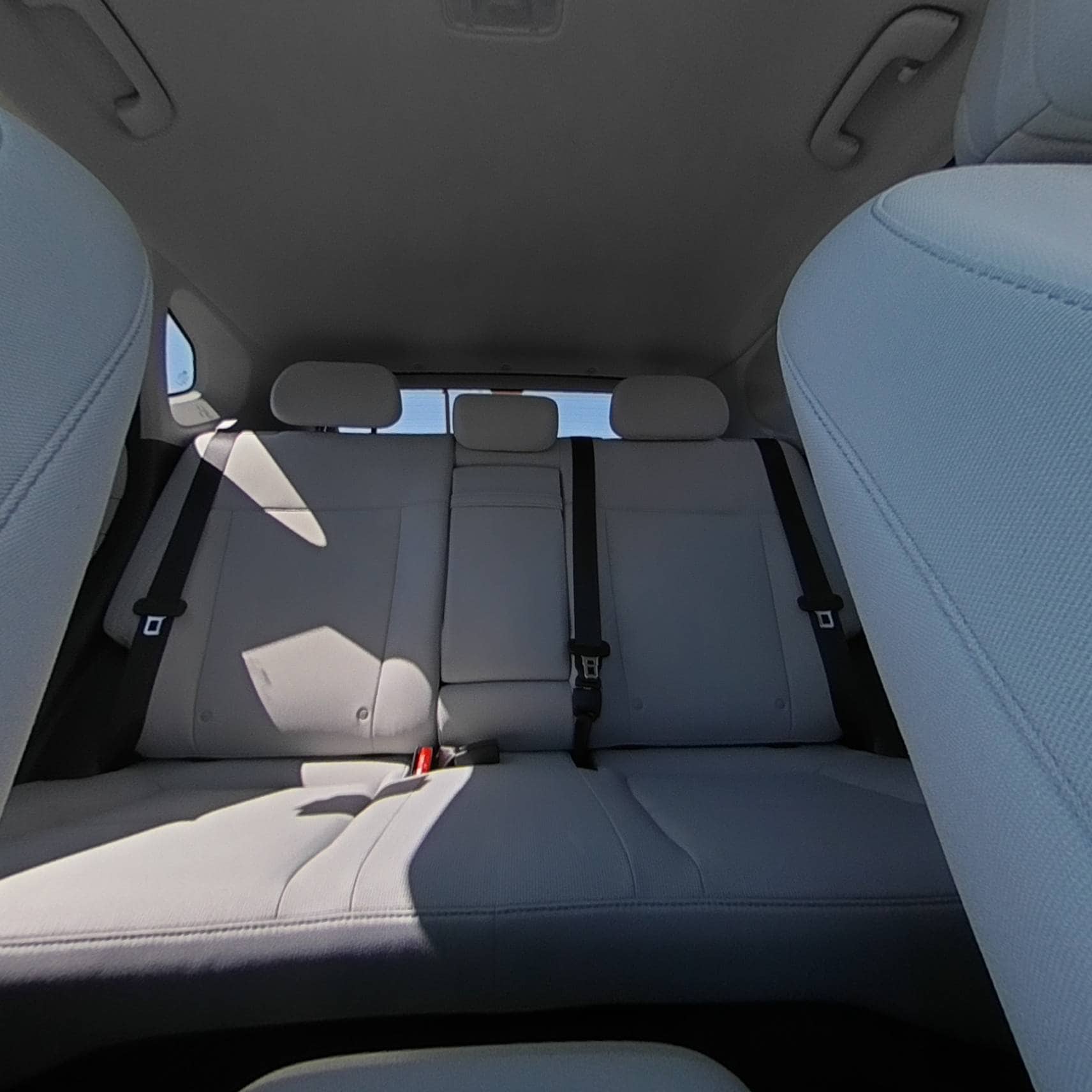 2025 Hyundai Kona SEL - Photo 32
