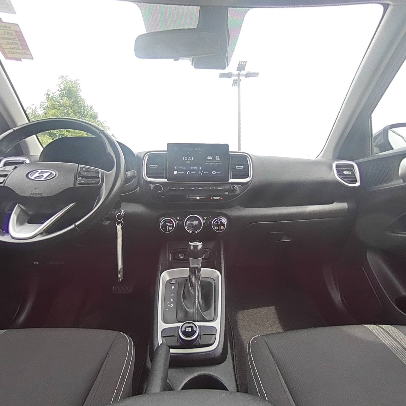 2023 Hyundai Venue SEL - Photo 30