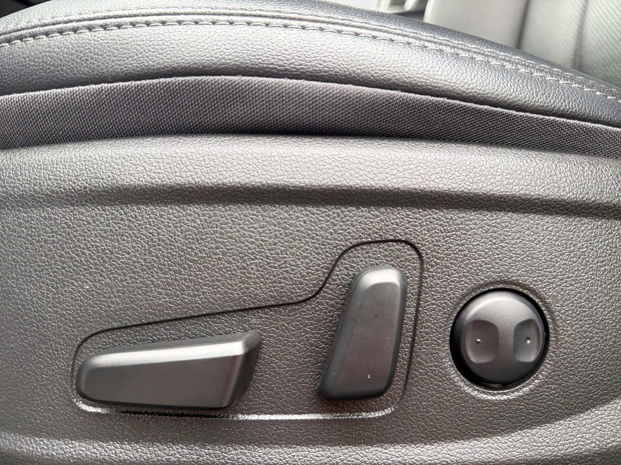 2023 Hyundai Santa Fe SEL - Photo 17