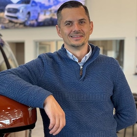 Staff member David French from 2d0d30e2e018