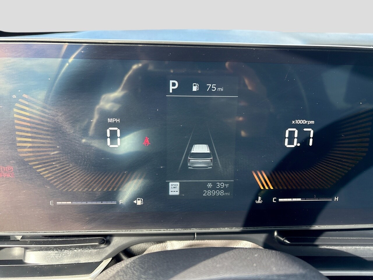 2025 Kia Carnival LXS - Photo 16