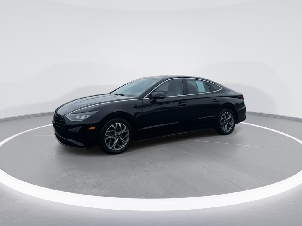 Used 2023 Hyundai Sonata SEL Sedan