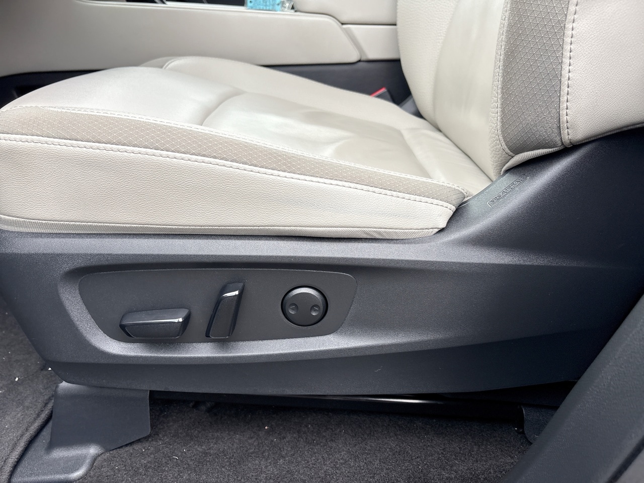 2024 Nissan Pathfinder SL - Photo 13