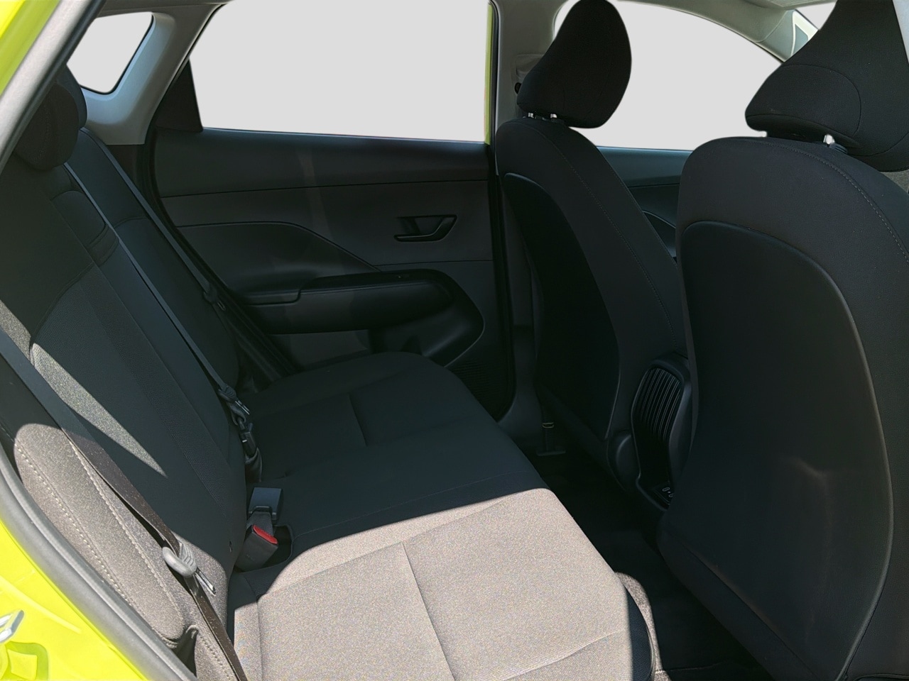 2024 Hyundai Kona SE - Photo 26