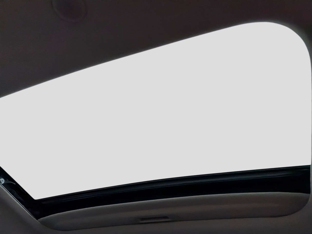 2023 Hyundai Venue SEL - Photo 24