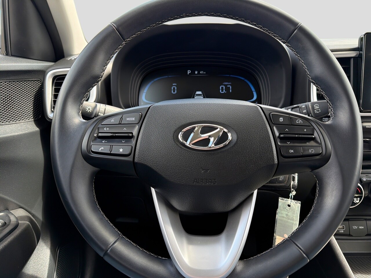 2023 Hyundai Venue SEL - Photo 19