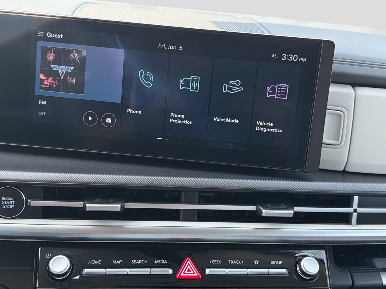 2024 Hyundai Santa Fe SE - Photo 21