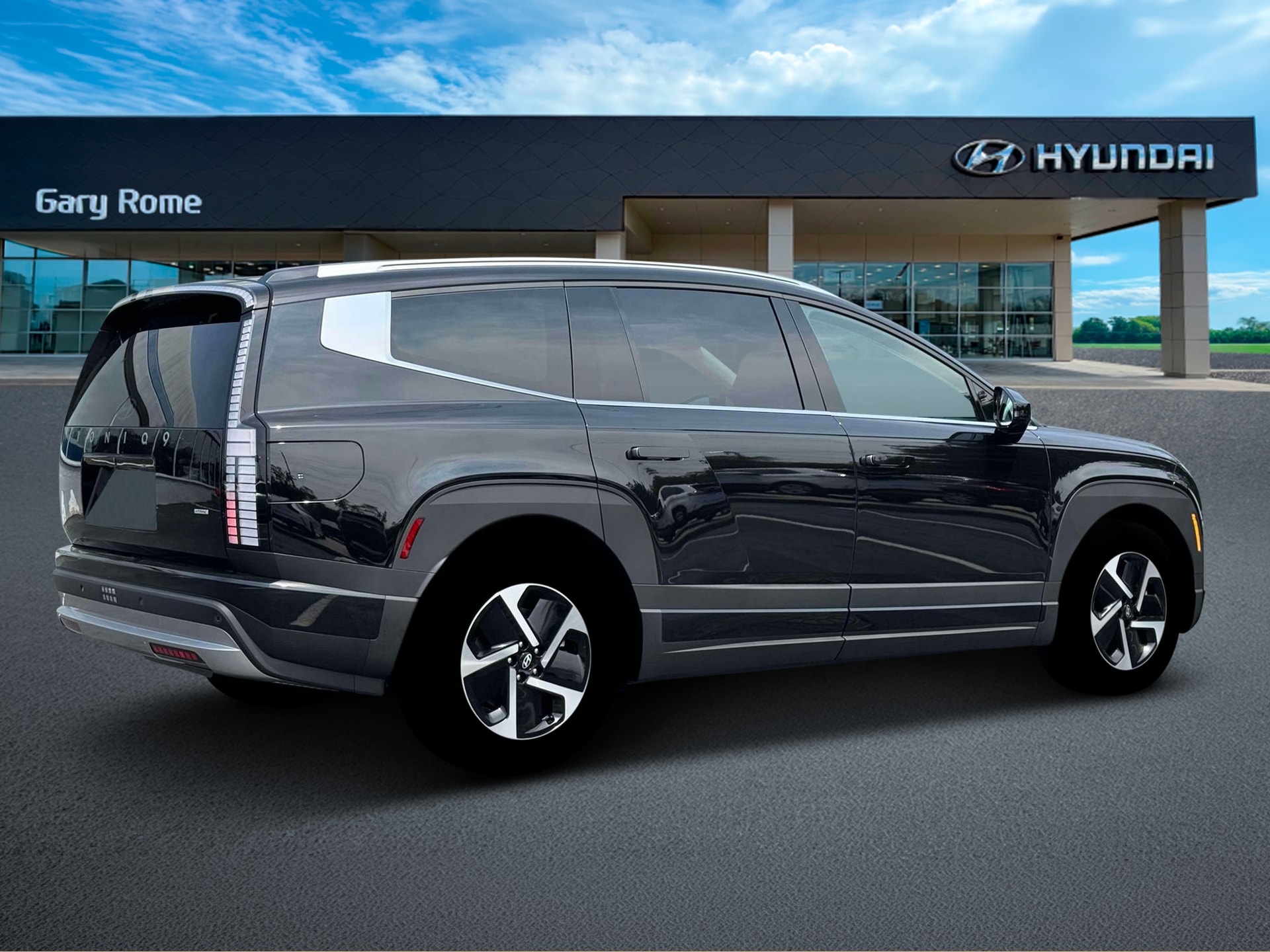 2026 Hyundai IONIQ 9 SE - Photo 8