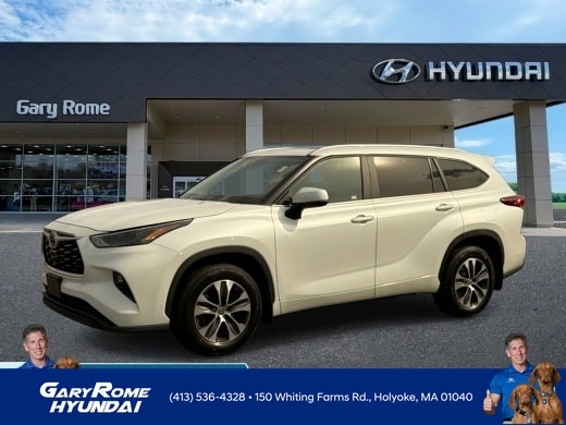 2023 Toyota Highlander XLE AWD's photo