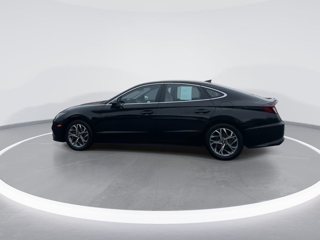 Used 2023 Hyundai Sonata SEL Sedan