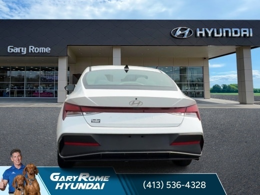 2024 Hyundai Elantra SEL - Photo 7