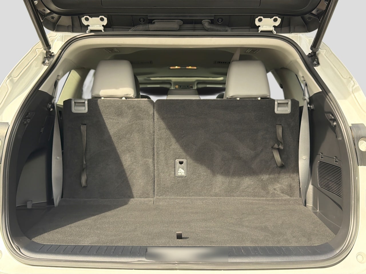 2023 Toyota Highlander XLE - Photo 24