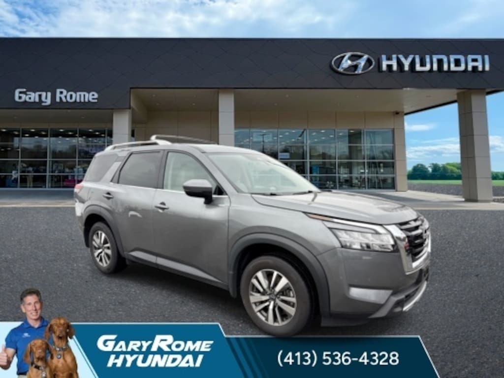 Used 2024 Nissan Pathfinder SL SUV