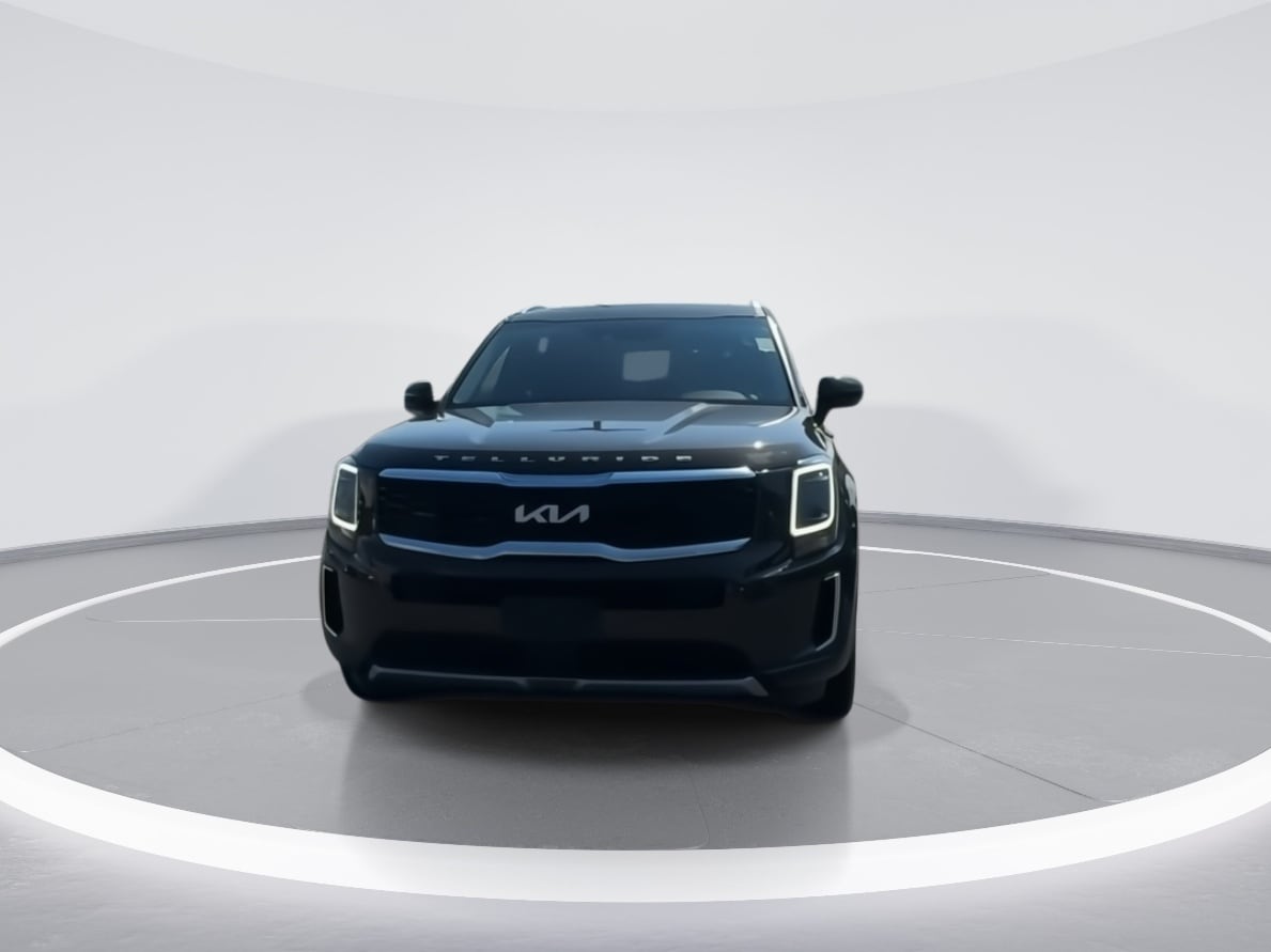 Used 2022 Kia Telluride EX with VIN 5XYP3DHC2NG220544 for sale in Holyoke, MA