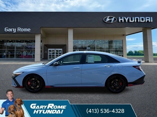 2026 Hyundai Elantra N - Photo 13