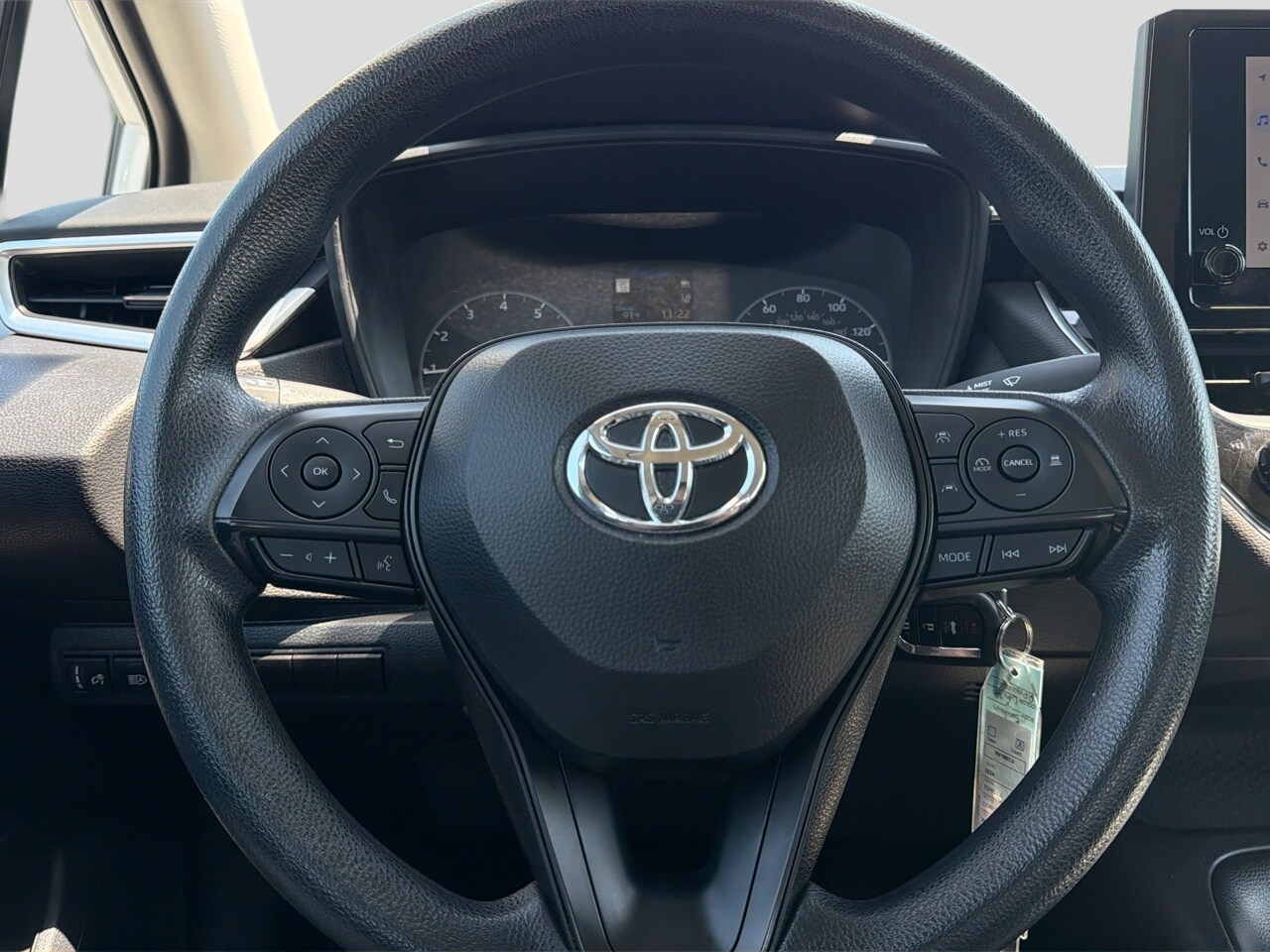 2024 Toyota Corolla LE - Photo 19