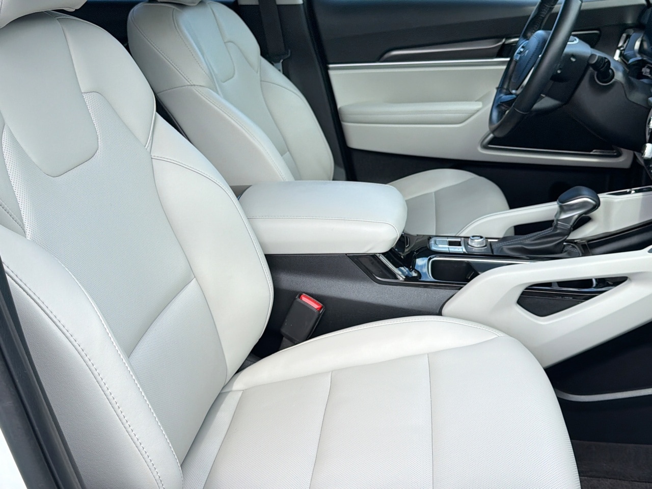 2023 Kia Telluride S - Photo 26