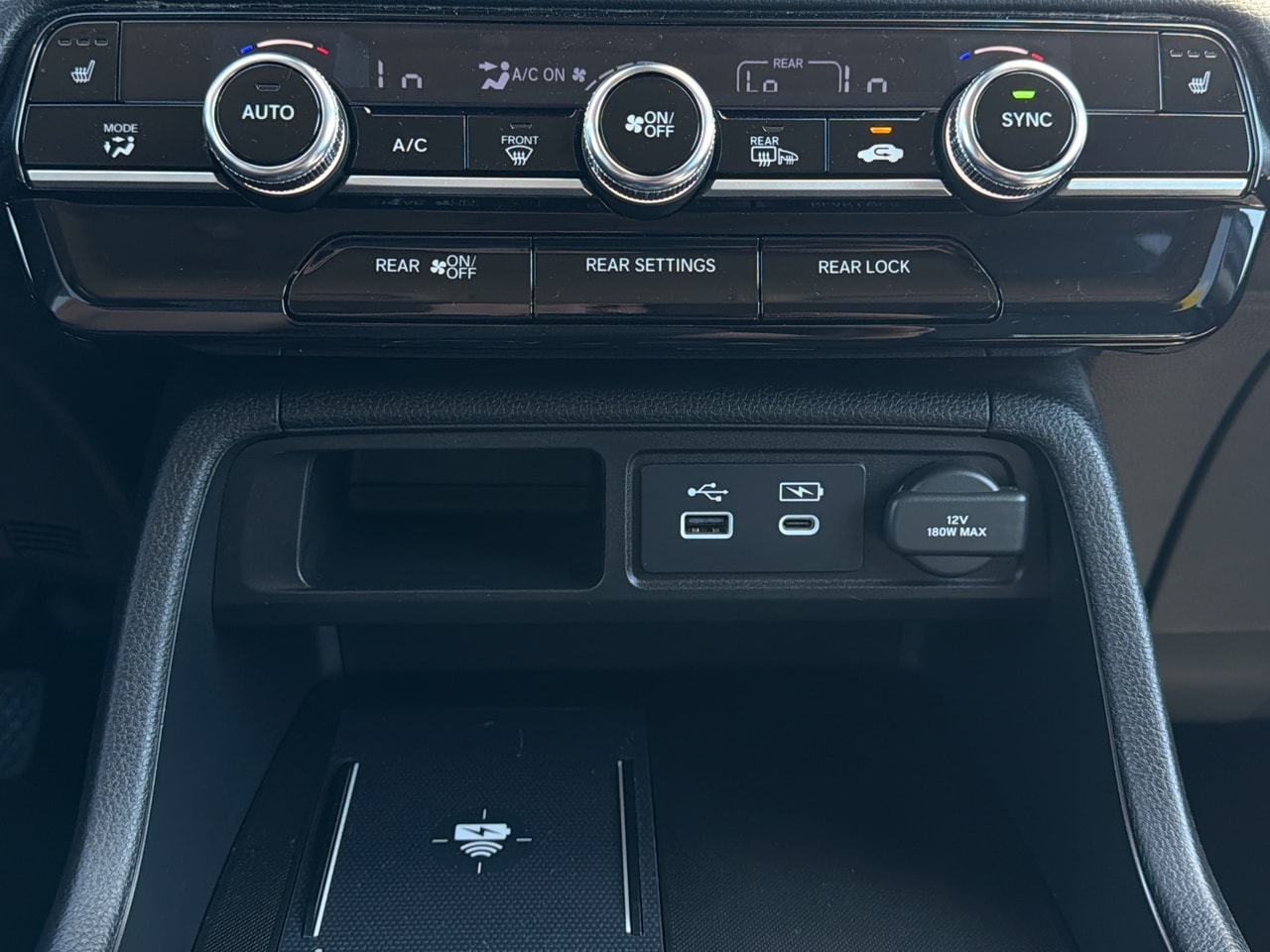 2025 Honda Pilot EX-L - Photo 23
