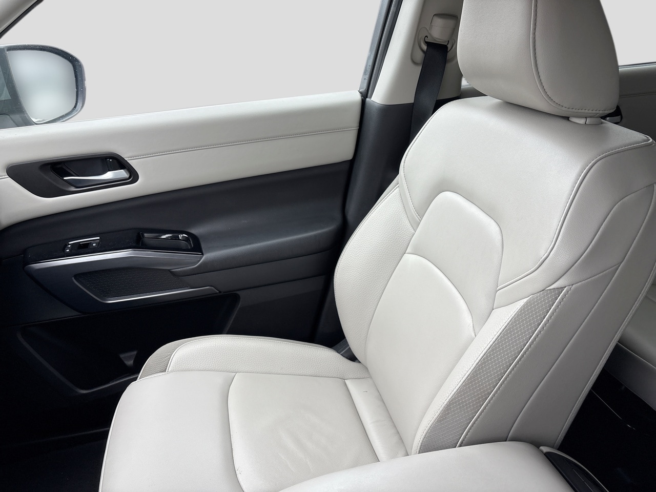 2024 Nissan Pathfinder SL - Photo 21