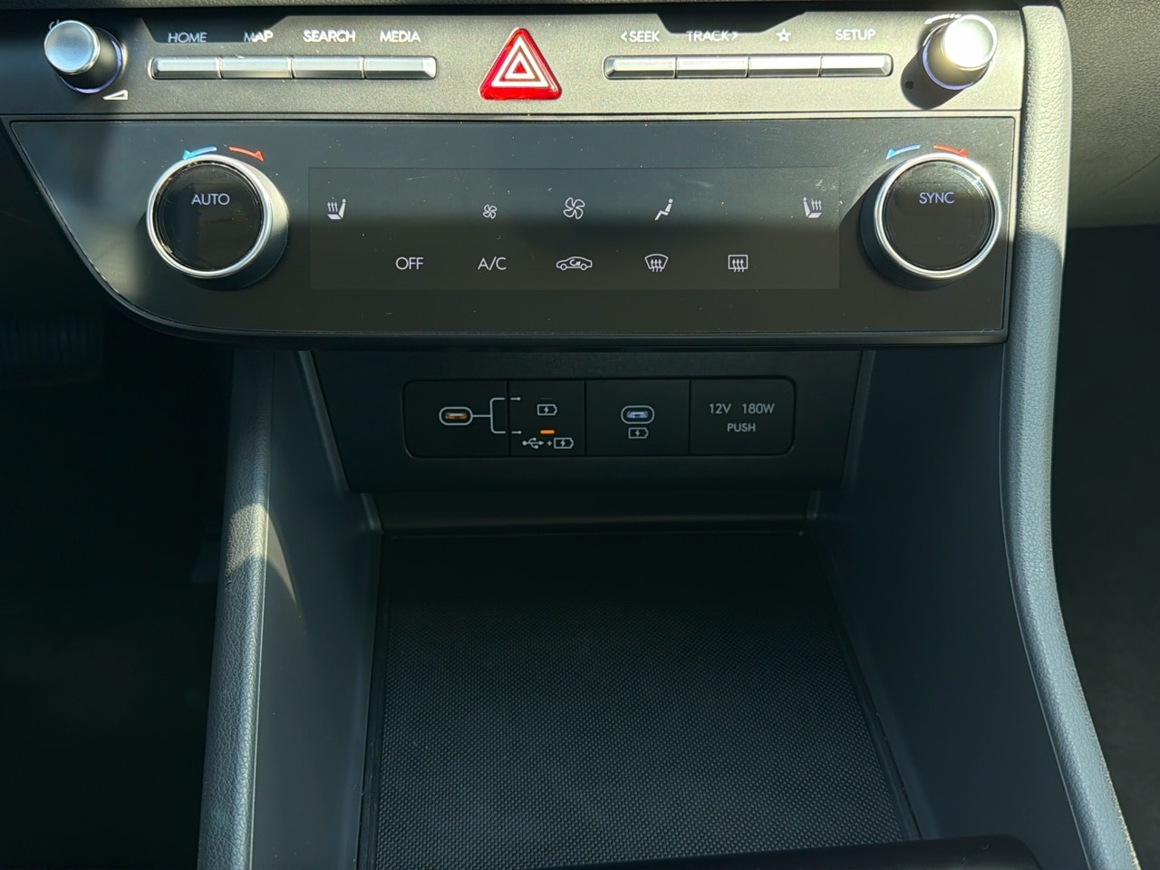 2025 Hyundai Sonata SEL - Photo 25