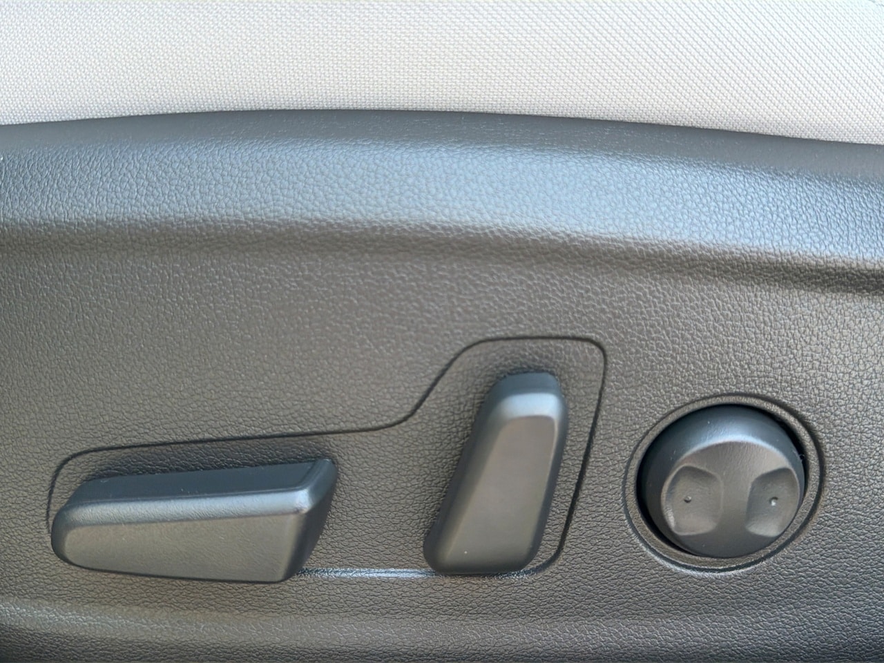 2023 Hyundai Kona SEL - Photo 17