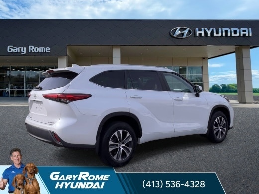 2023 Toyota Highlander XLE - Photo 8