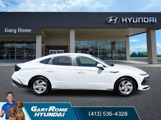 2025 Hyundai Sonata SE - Photo 11