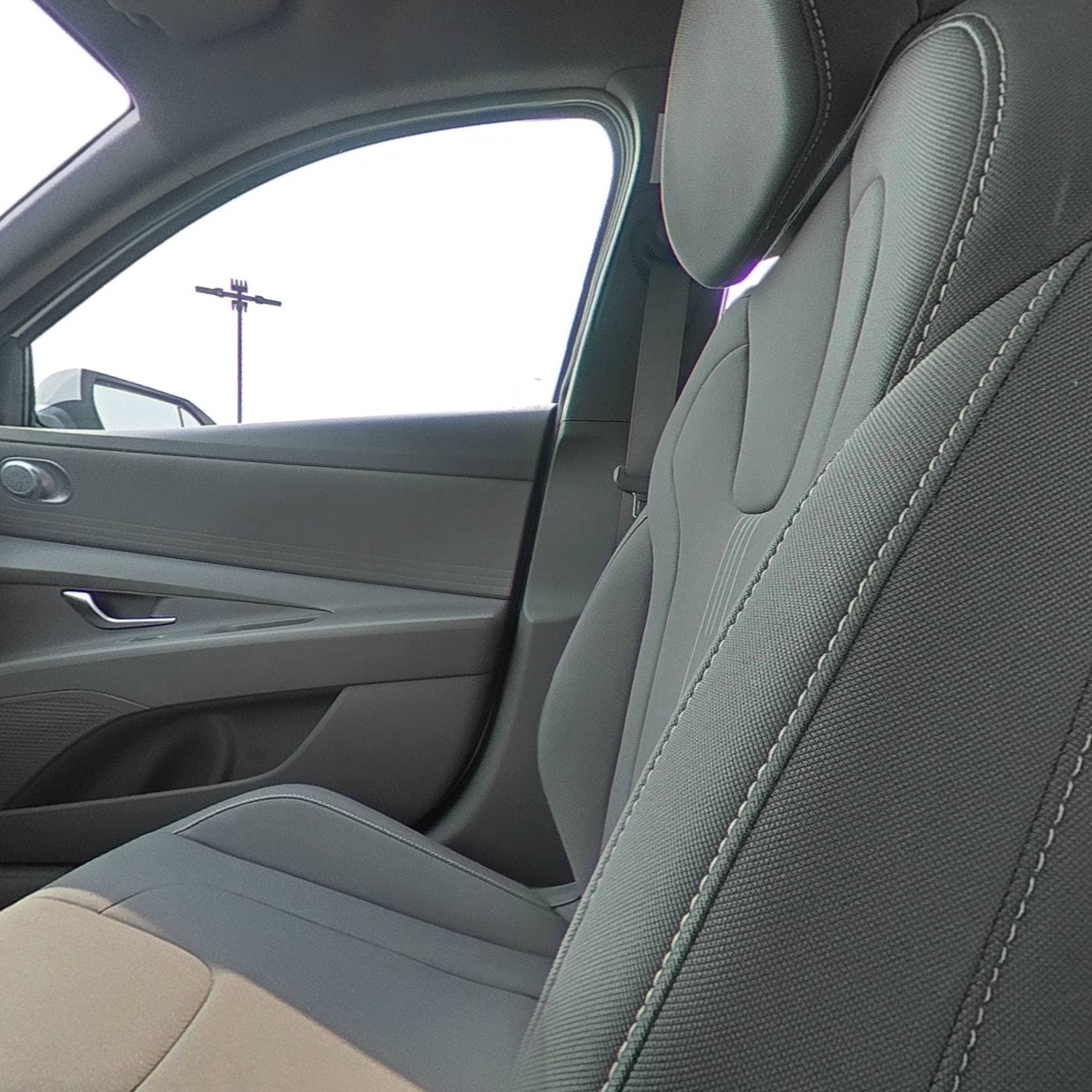 2024 Hyundai Elantra SEL - Photo 31