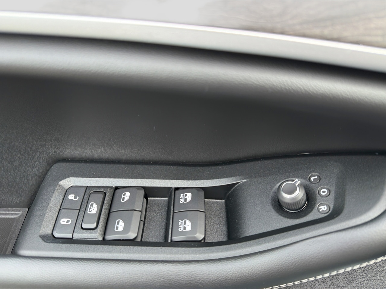 2023 Jeep Grand Cherokee Limited - Photo 16