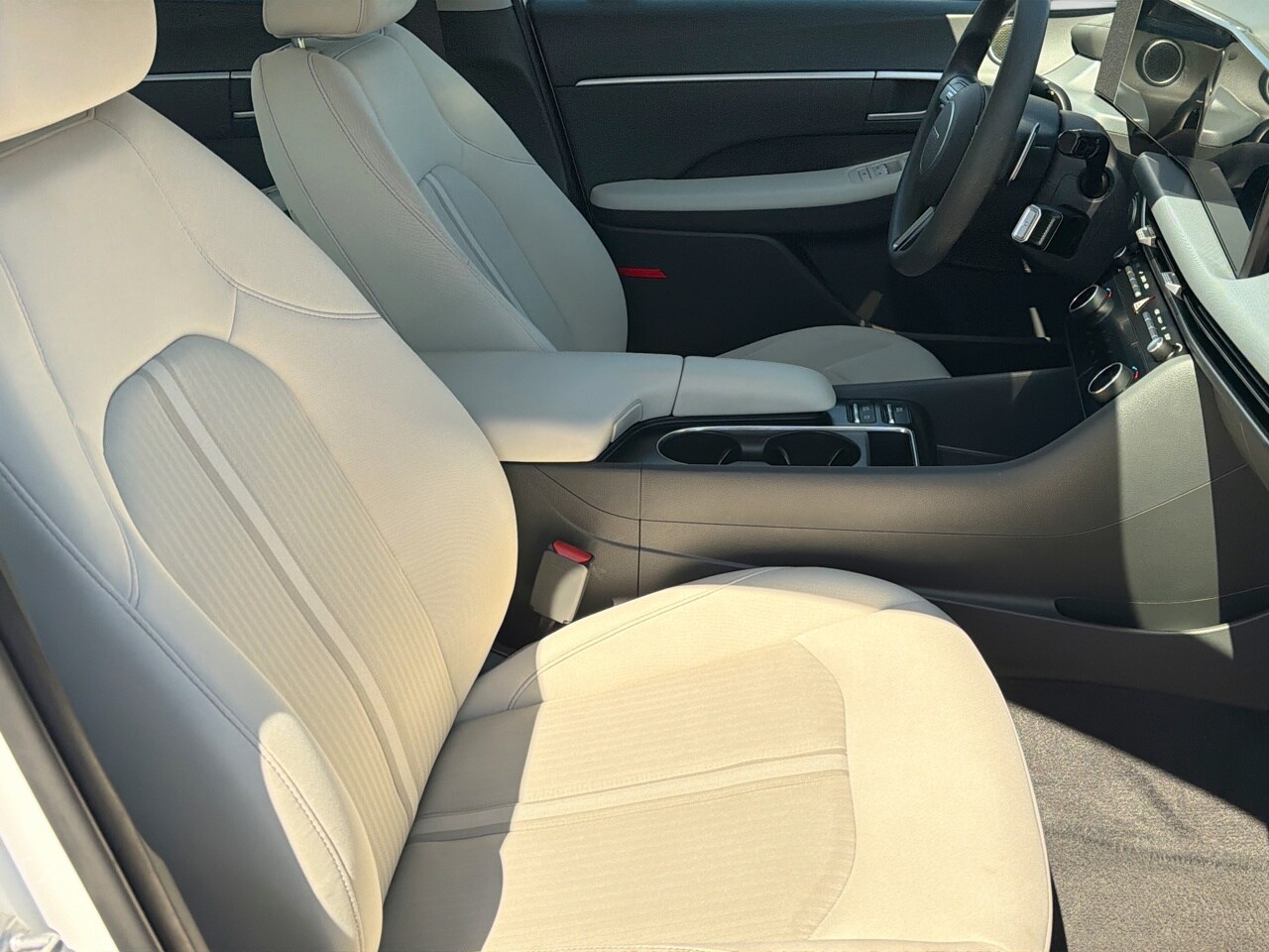 2025 Hyundai Sonata SEL - Photo 26