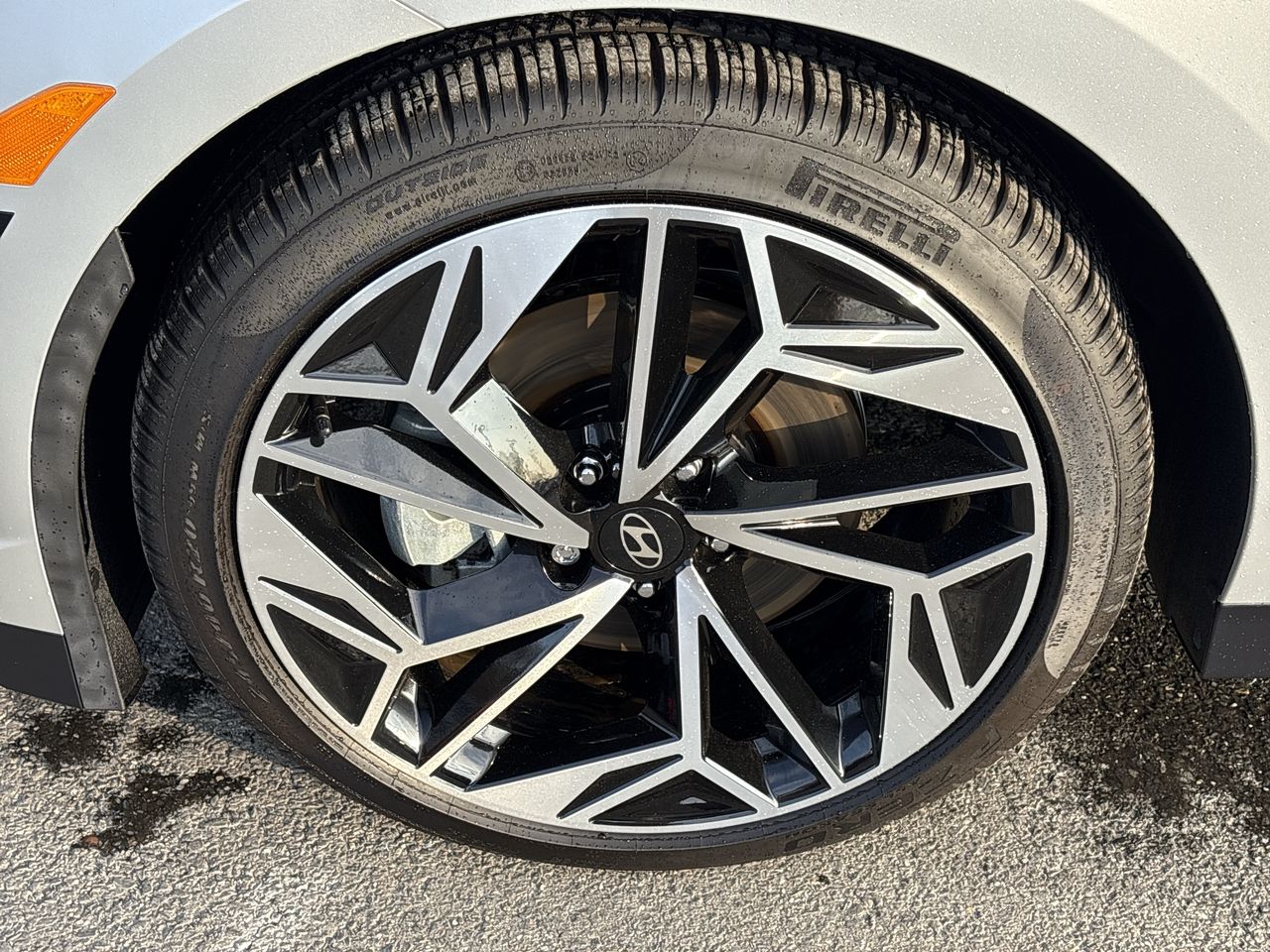 2024 Hyundai IONIQ 6 SEL - Photo 10