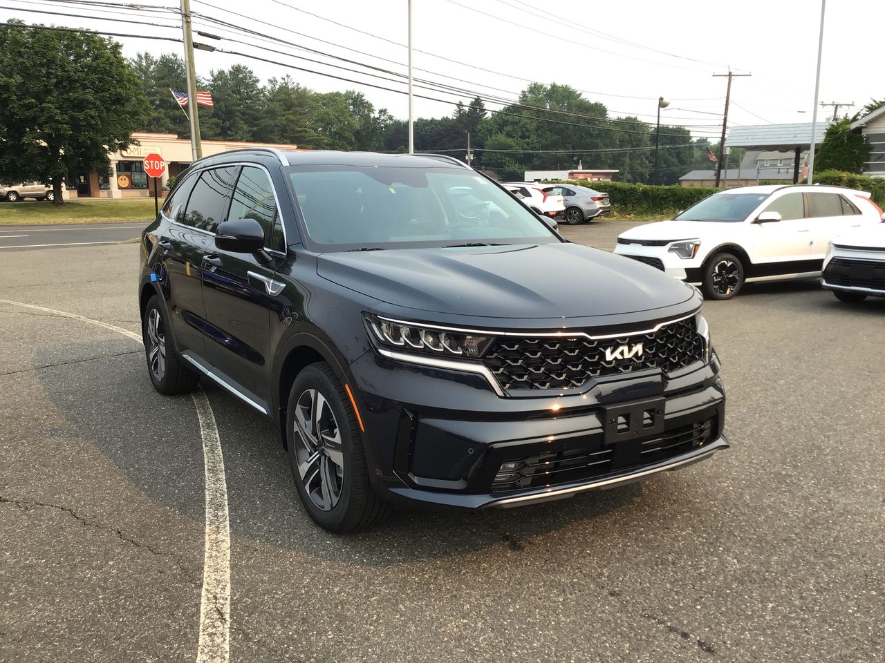 2023 Kia Sorento Hybrid EX photo 2