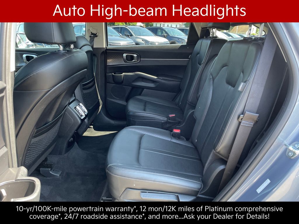 2025 Kia Sorento EX - Photo 26