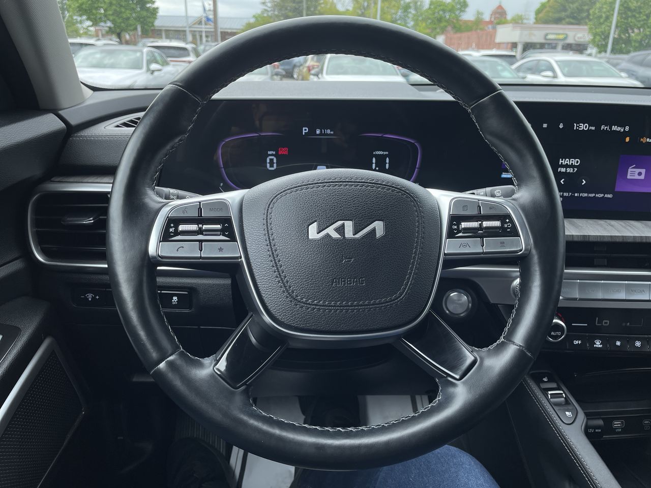 2024 Kia Telluride EX - Photo 18