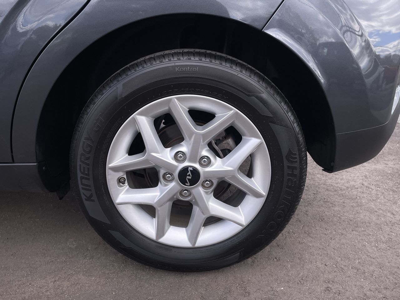 2023 Kia Soul S - Photo 10