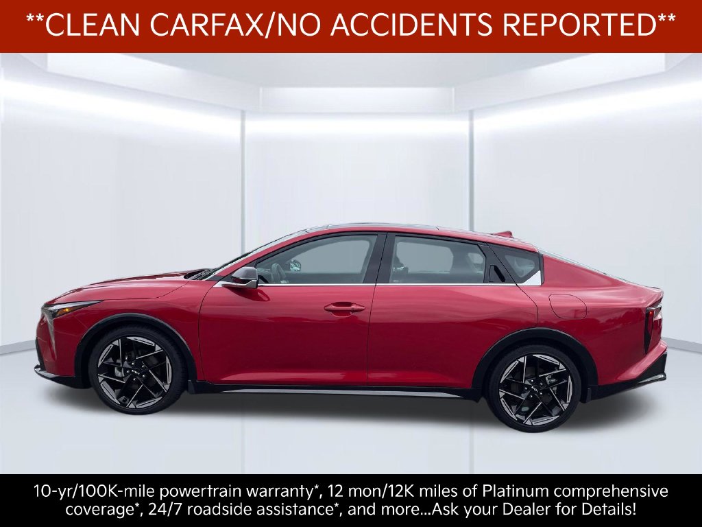 2025 Kia K4 GT-Line - Photo 3