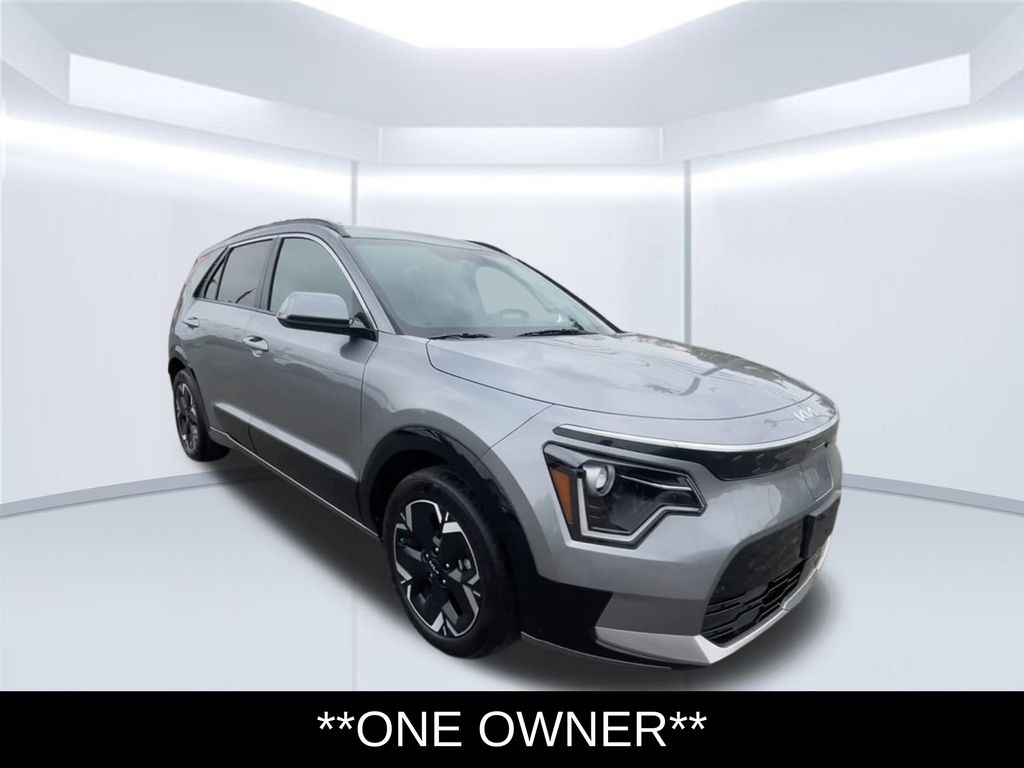 Used 2023 Kia Niro Wind with VIN KNDCR3L14P5036246 for sale in Enfield, CT