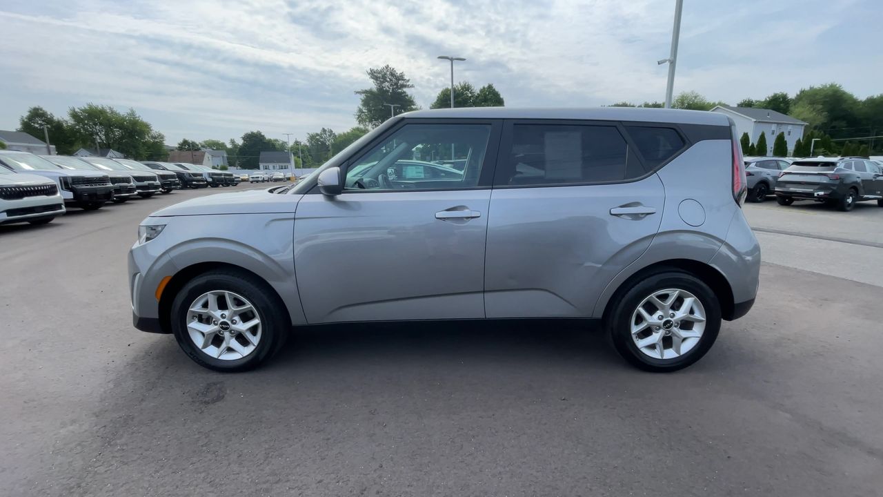 2023 Kia Soul LX - Photo 5