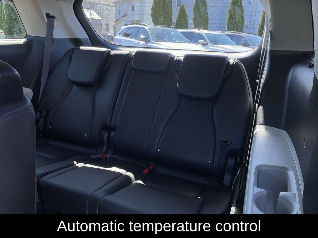 2024 Kia Carnival SX - Photo 14