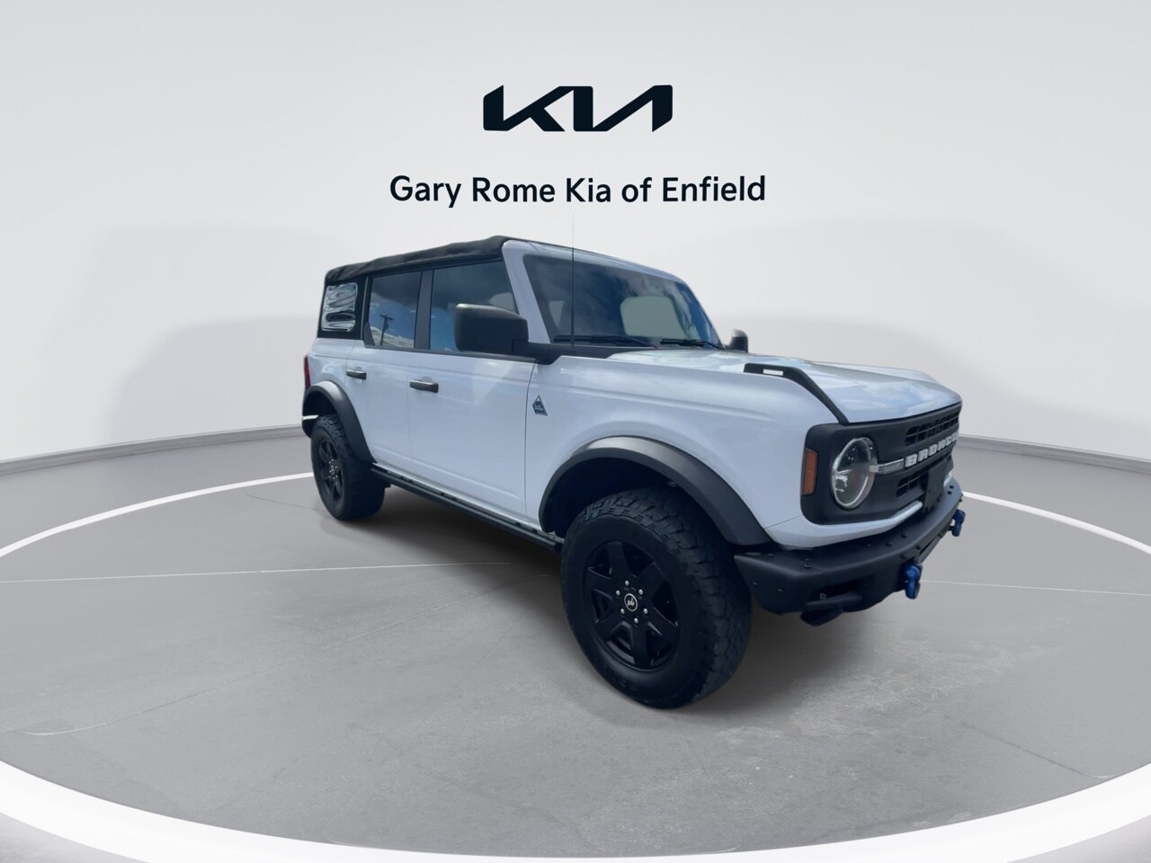 2021 Ford Bronco Black Diamond photo 2