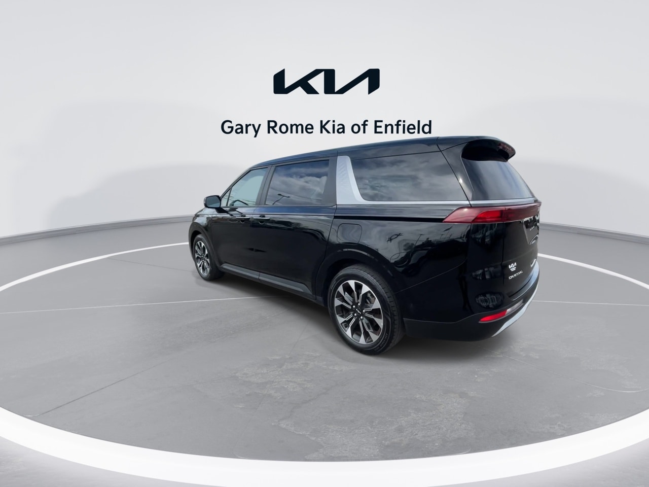 2023 Kia Carnival EX - Photo 6