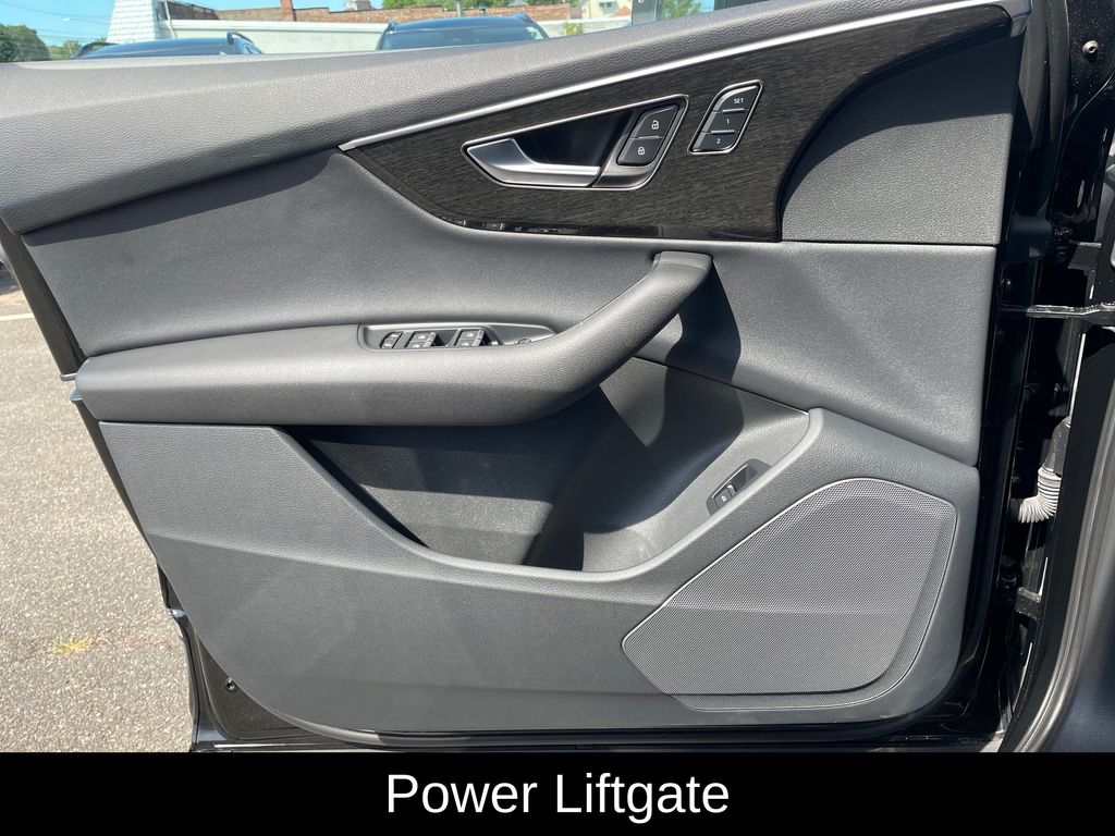 2025 Audi Q7 Premium - Photo 22