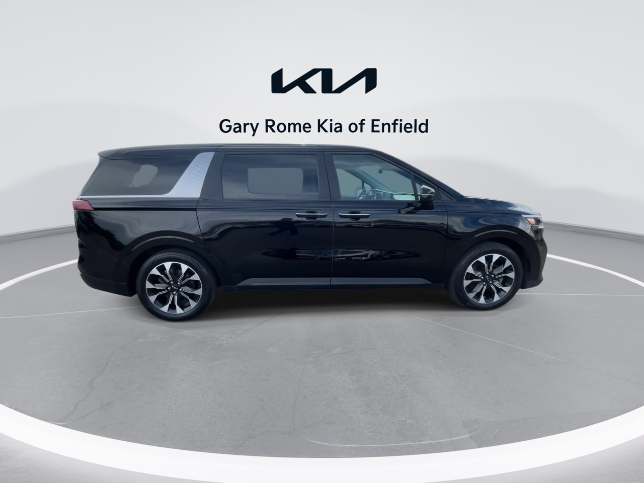 2023 Kia Carnival EX - Photo 9