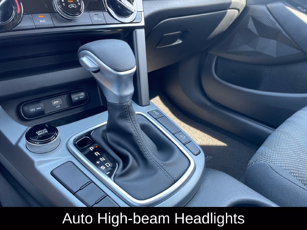 2025 Kia Seltos LX - Photo 18