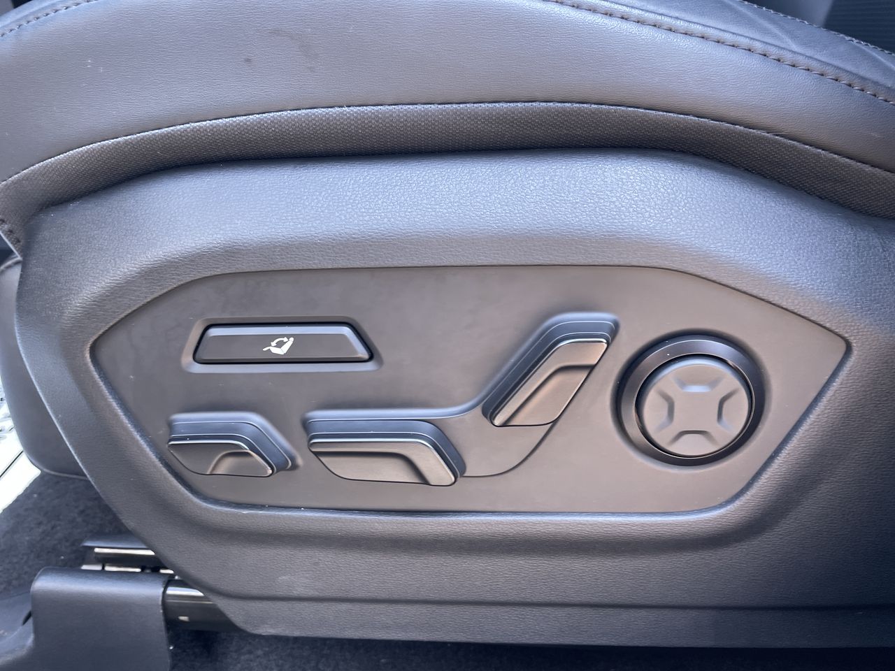 2025 Hyundai Santa Fe Calligraphy - Photo 21