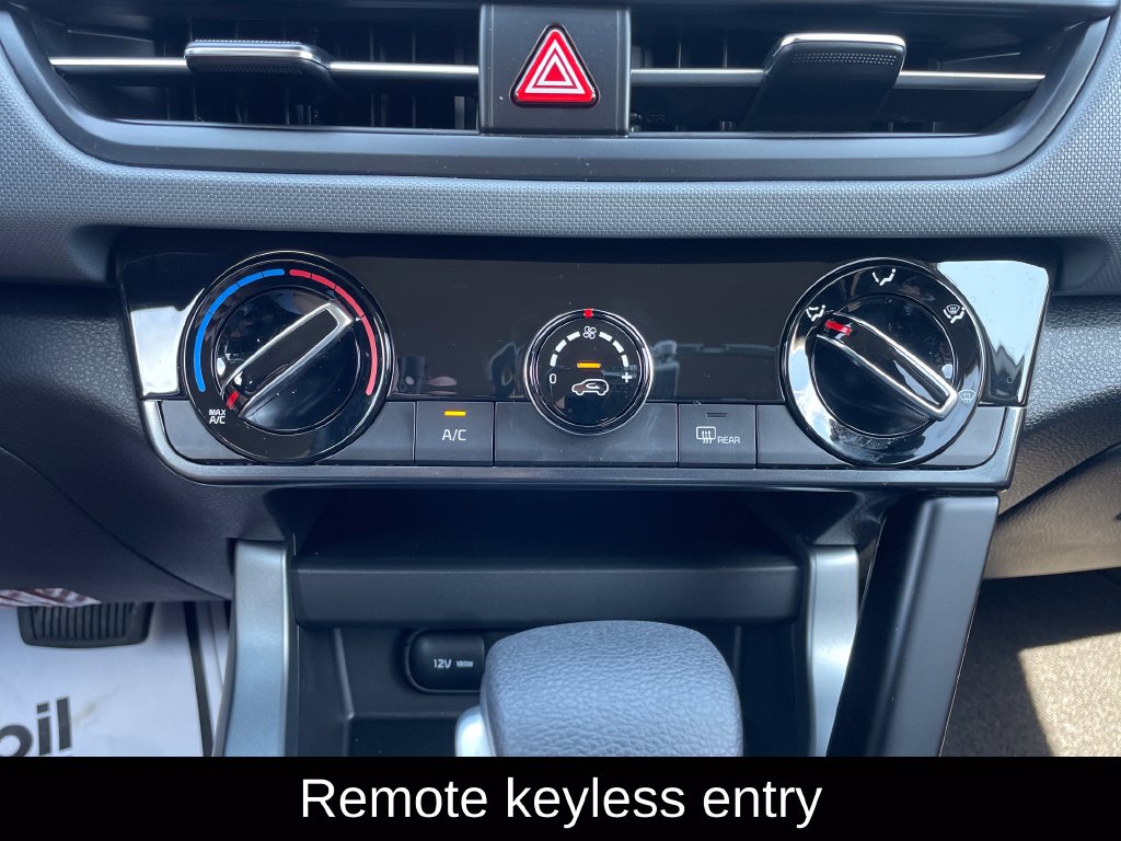 2025 Kia Seltos LX - Photo 15