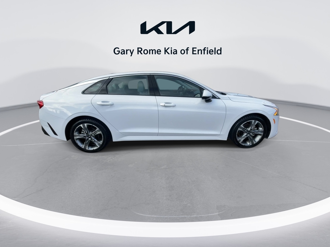 2024 Kia K5 EX - Photo 9